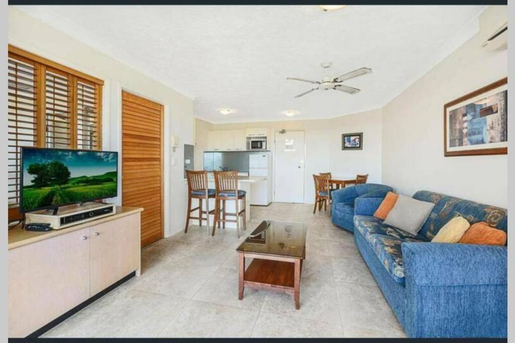 Surfers/Broadbeach Pool View. Free Parking & Wifi Gold Coast Buitenkant foto